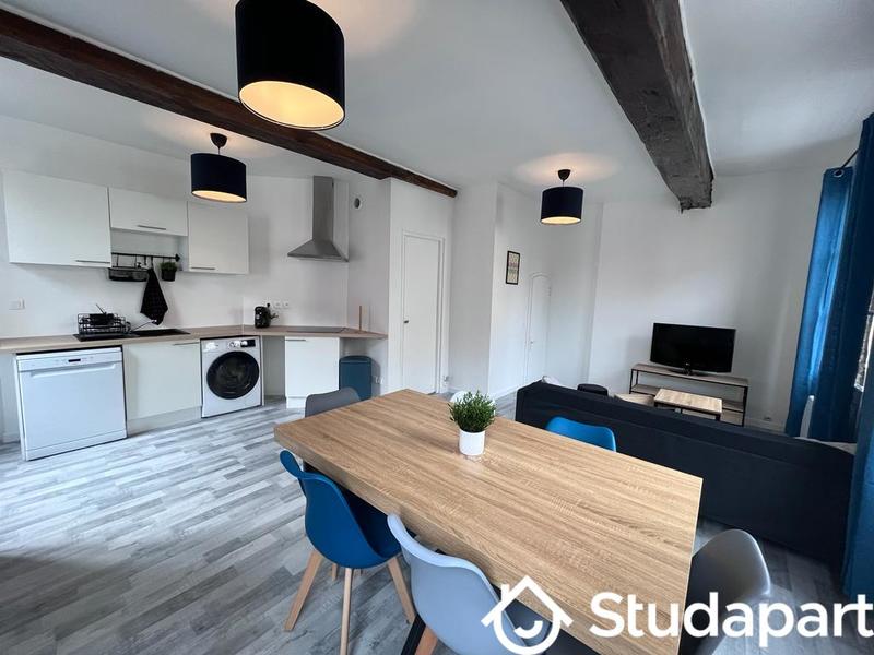 Chambre - 12 m² - 1 pièce