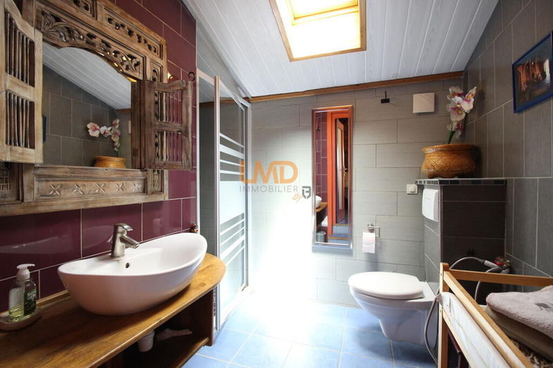 Maison - 136 m² - 7 pièces