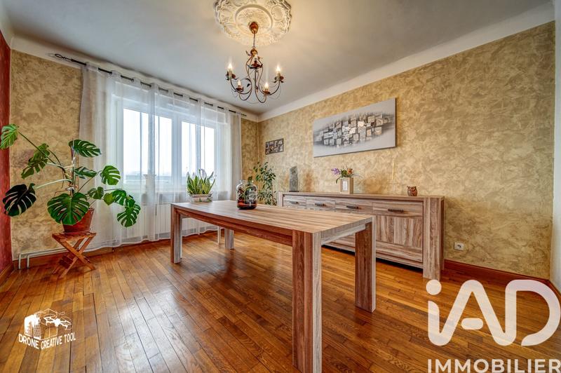 Maison - 146 m² - 8 pièces