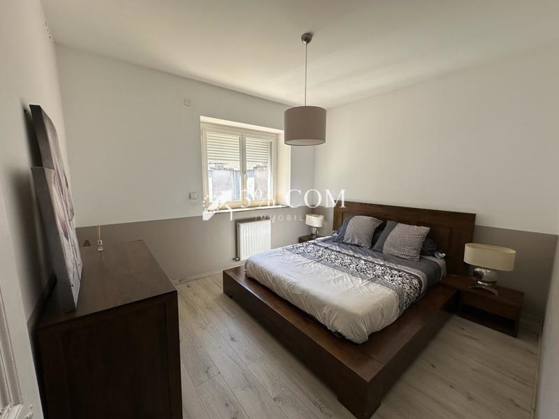 Appartement - 122 m² - 5 pièces