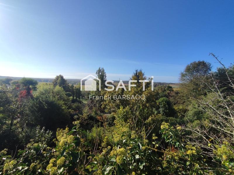 Maison - 263 m² - 8 pièces