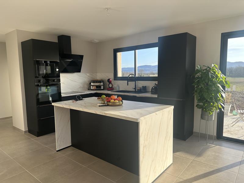 Maison - 98 m² - 5 pièces