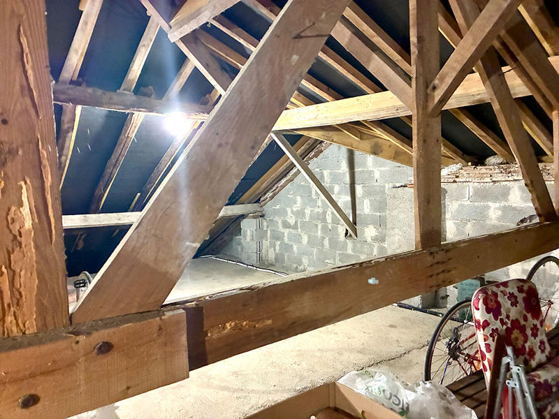 Maison - 218 m² - 6 pièces