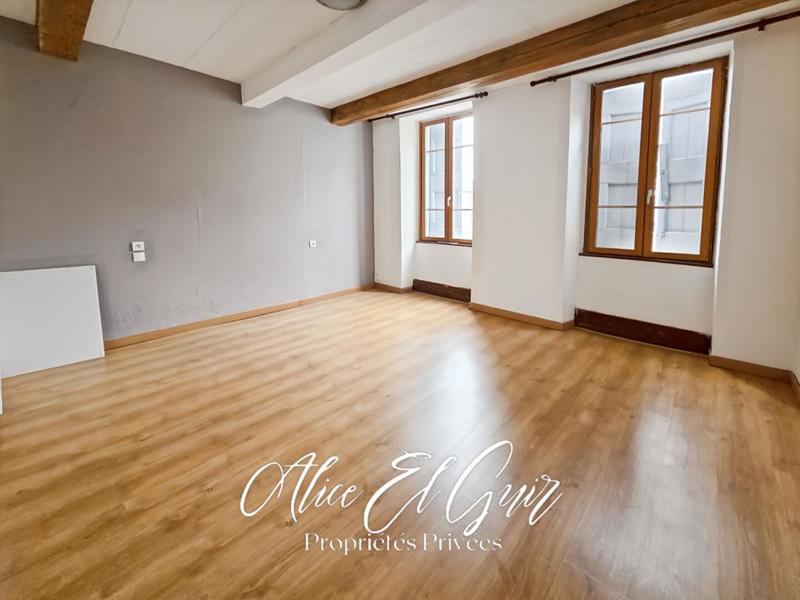 Immeuble - 170 m² - 7 pièces