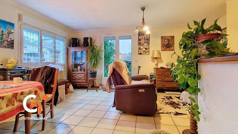 Maison jumelée - 72 m² - 4 pièces