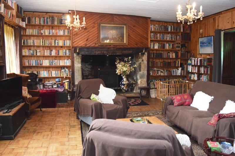 Maison - 240 m² - 8 pièces