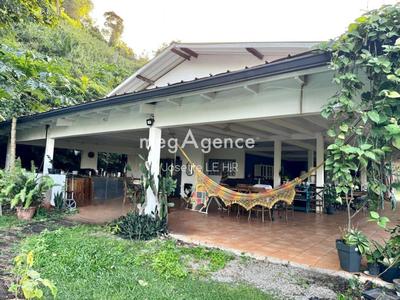 Maison de campagne - 415 m² - 10 pièces