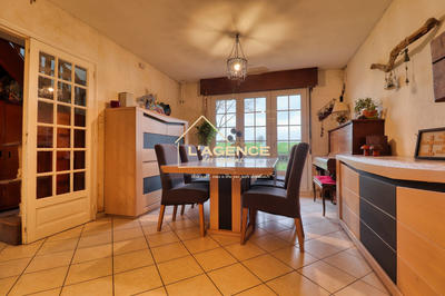 Maison ancienne - 132 m² - 8 pièces