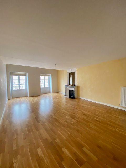 Duplex - 153 m² - 5 pièces