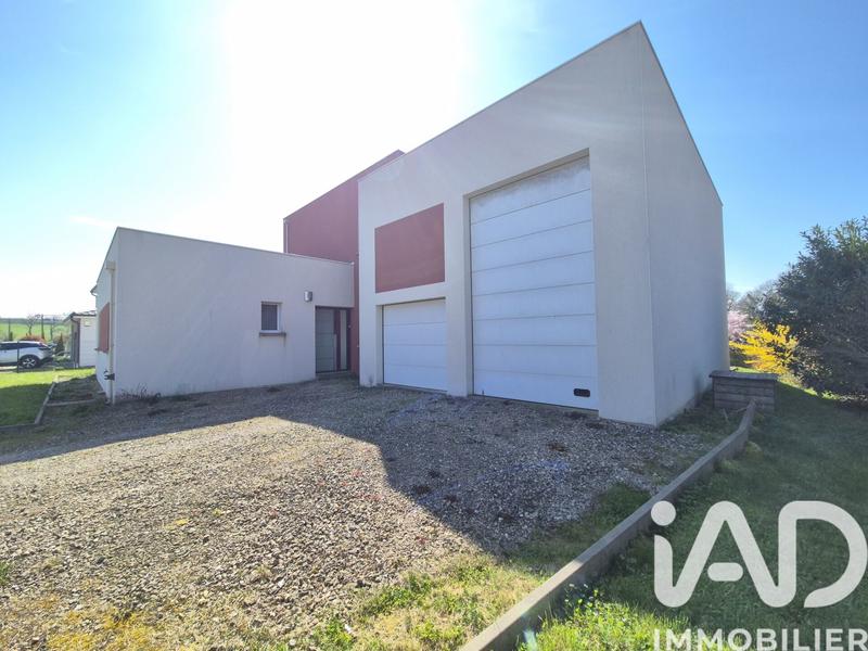 Maison - 170 m² - 6 pièces