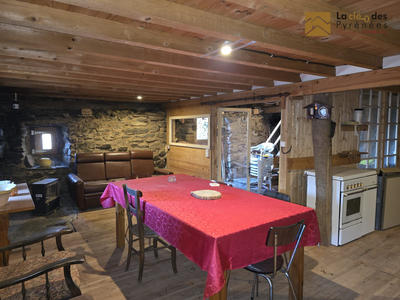 Maison ancienne - 105 m² - 3 pièces