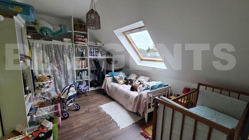 Pavillon - 122 m² - 7 pièces