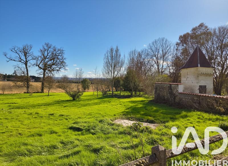 Maison - 260 m² - 8 pièces