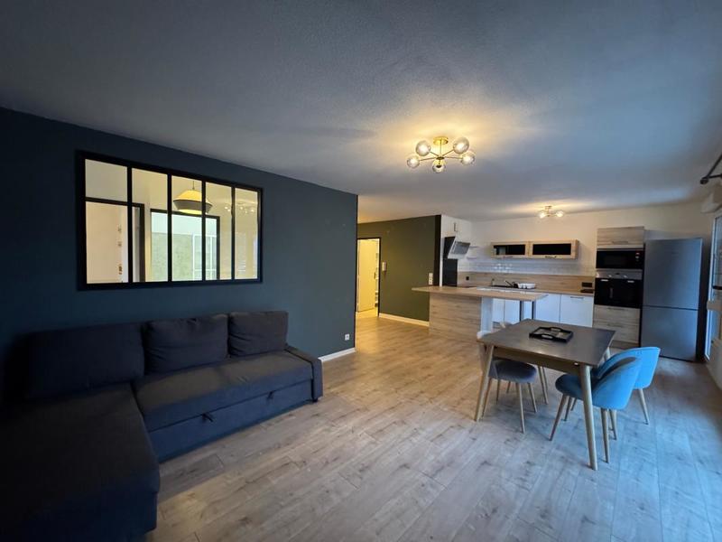 Appartement - 75 m² - 3 pièces