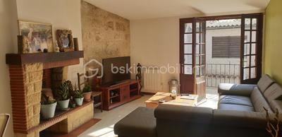 Appartement - 80 m² - 3 pièces