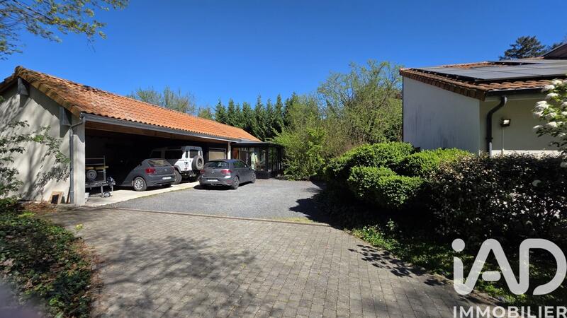 Maison de maîtres - 212 m² - 7 pièces