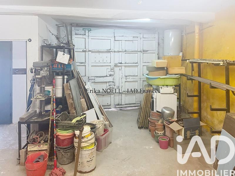 Maison - 230 m² - 7 pièces