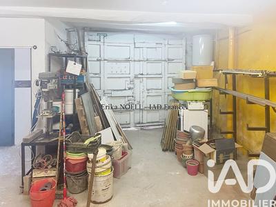 Maison - 230 m² - 7 pièces