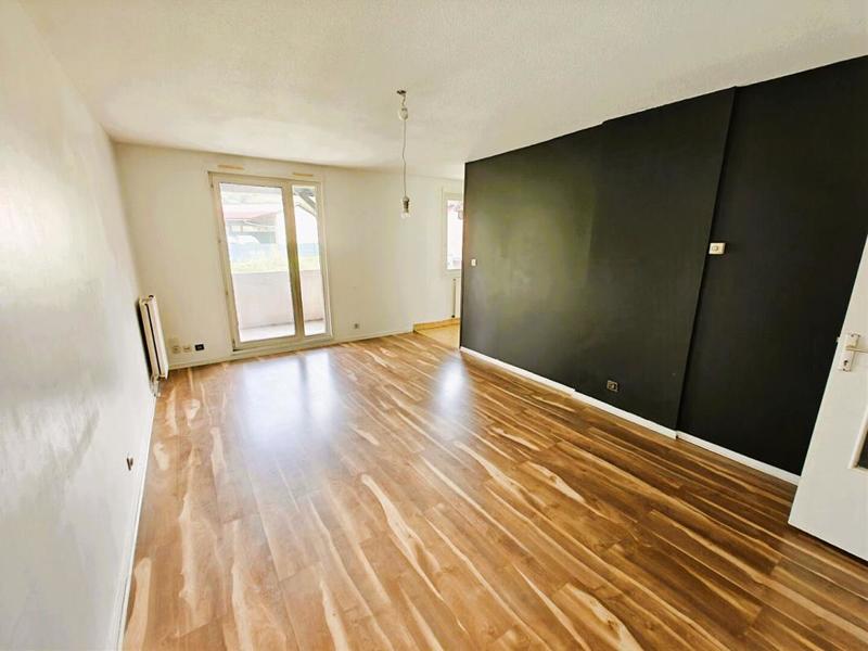 Appartement - 95 m² - 5 pièces