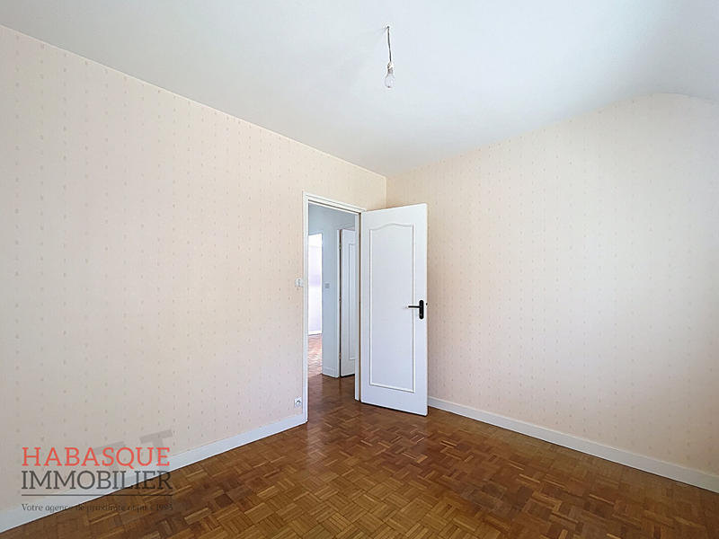 Maison - 159 m² - 7 pièces