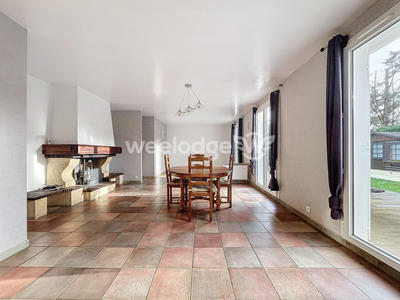 Maison - 145 m² - 7 pièces