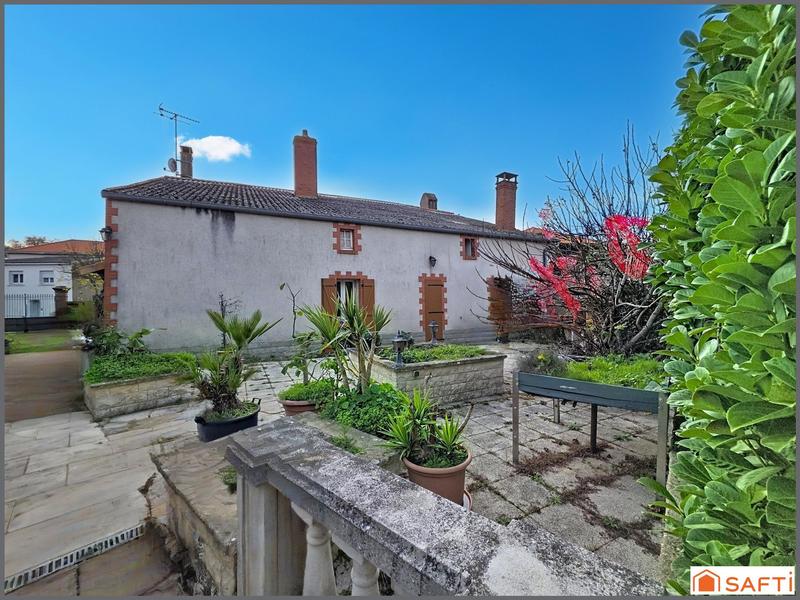 Maison - 180 m² - 6 pièces