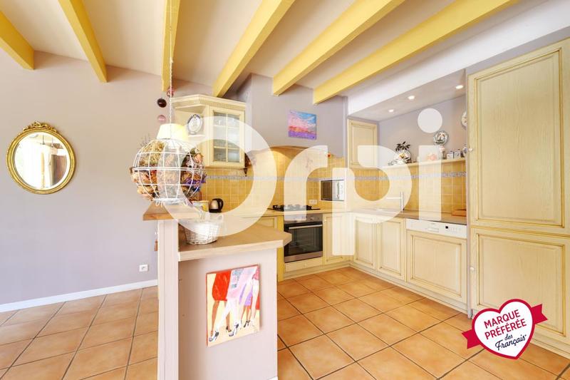 Maison - 161 m² - 6 pièces