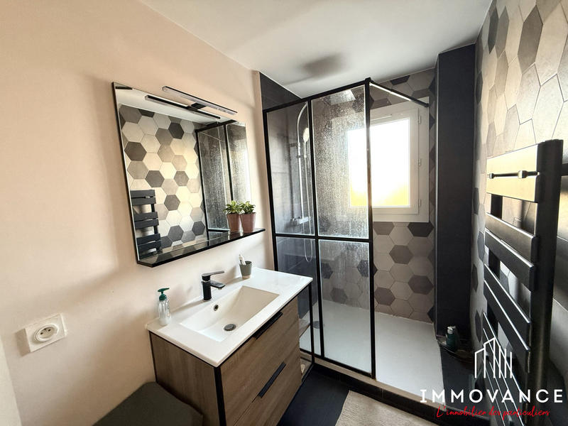 Appartement - 70 m² - 4 pièces