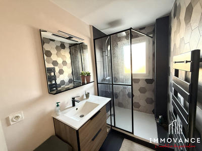 Appartement - 70 m² - 4 pièces