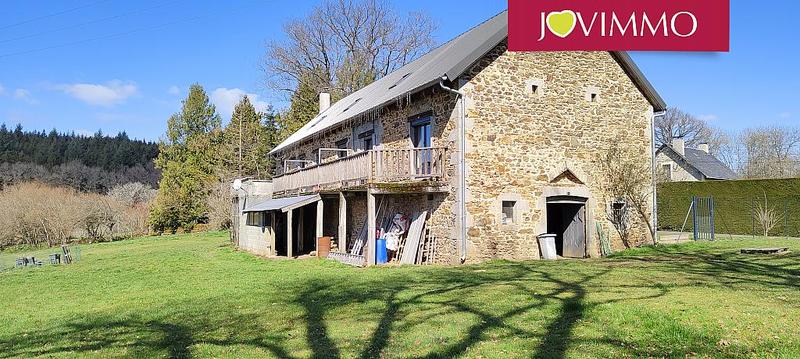 Maison - 234 m² - 8 pièces