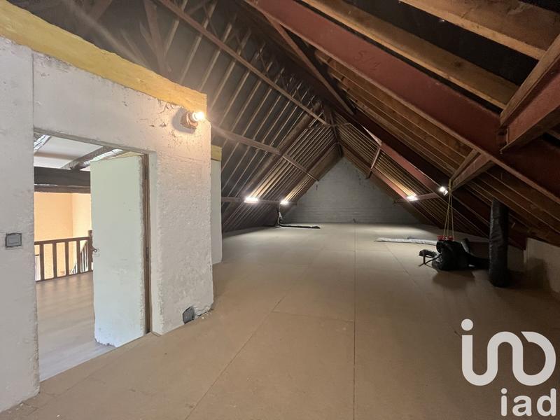 Maison - 275 m² - 6 pièces