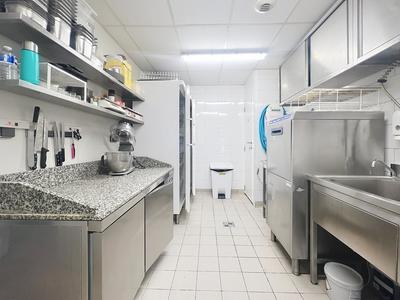 Local commercial - 93 m²