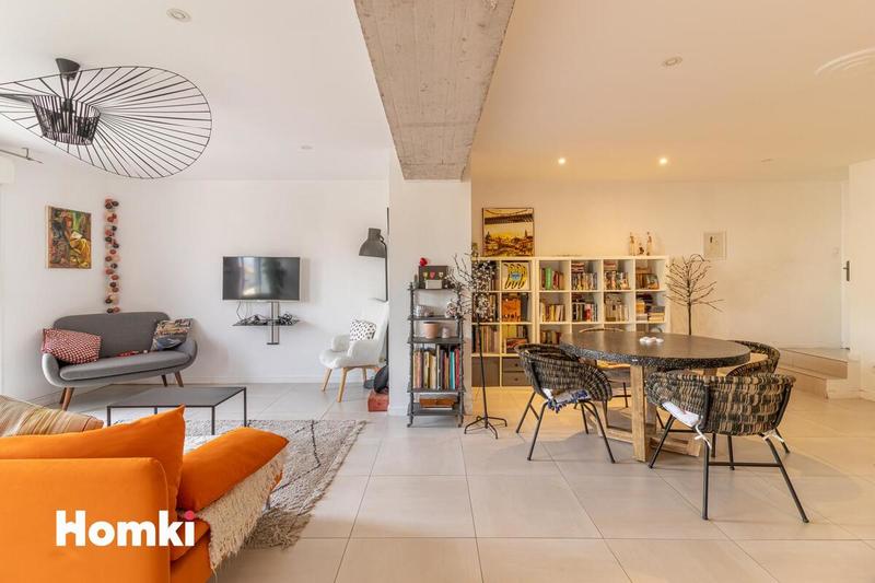 Appartement - 90 m² - 3 pièces