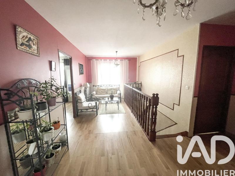 Maison - 193 m² - 8 pièces