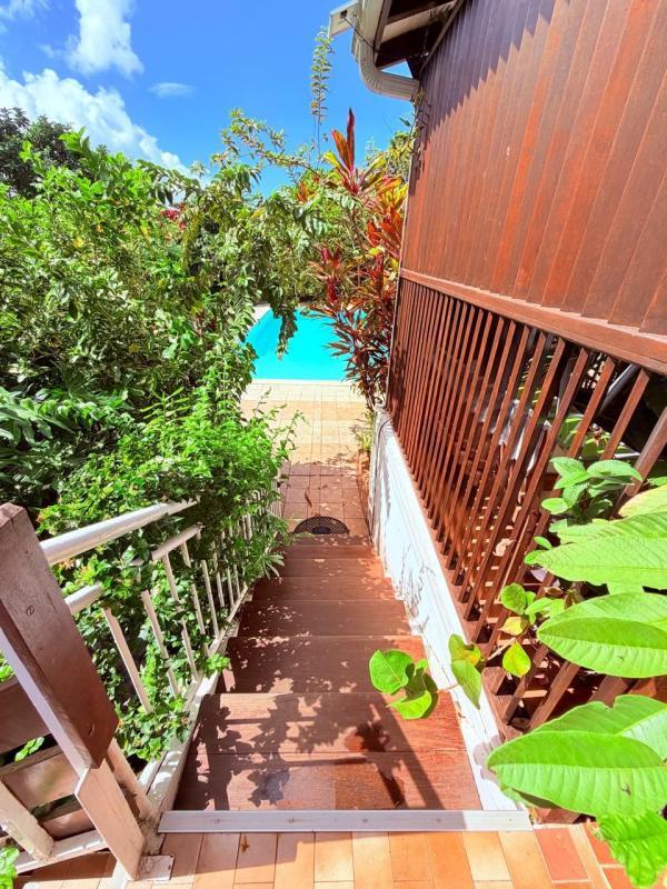 Villa - 208 m² - 6 pièces