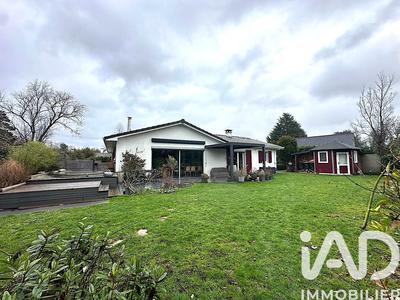 Maison - 152 m² - 5 pièces