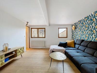 Maison - 137 m² - 6 pièces