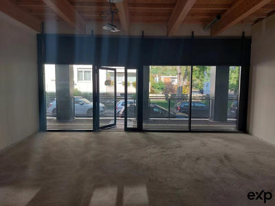 Fonds de commerce - Magasins - 124 m²