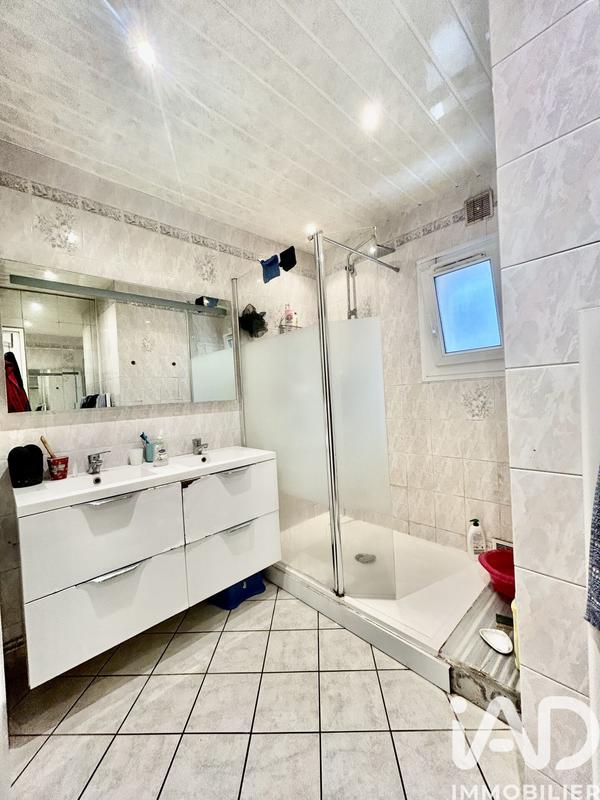 Maison - 81 m² - 5 pièces