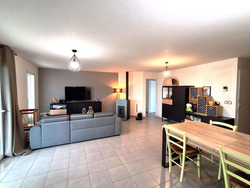 Maison - 103 m² - 5 pièces