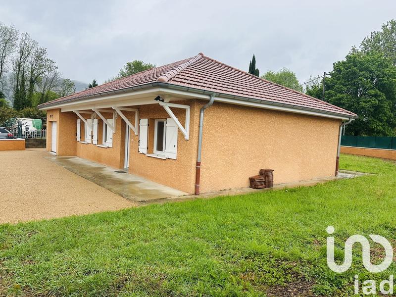 Maison - 102 m² - 4 pièces