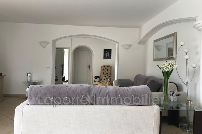 Villa - 187 m² - 6 pièces