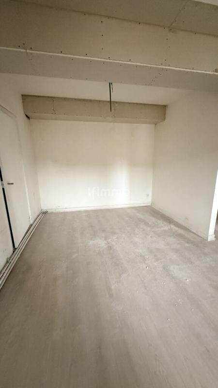 Immeuble - 155 m² - 9 pièces