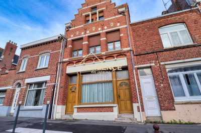 Maison - 143 m² - 6 pièces