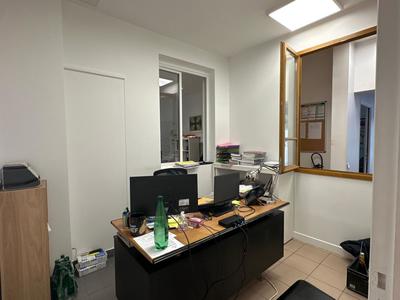 Local commercial - 83 m²