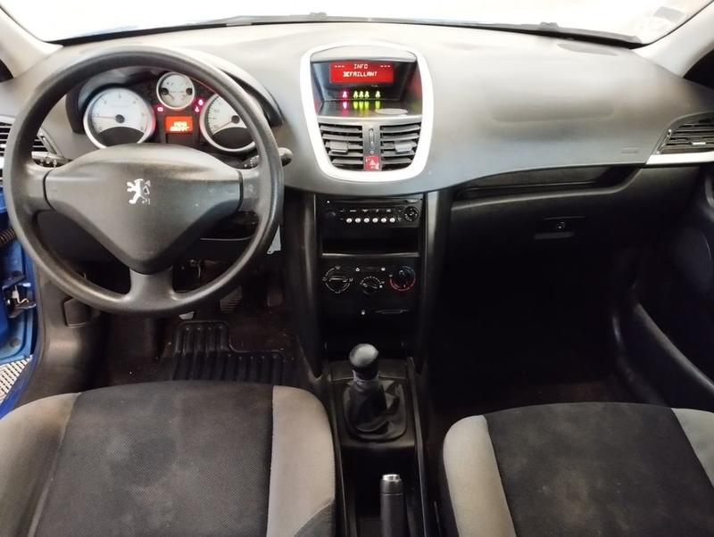 Peugeot 207 1.4 Hdi 70 Urban 3p
