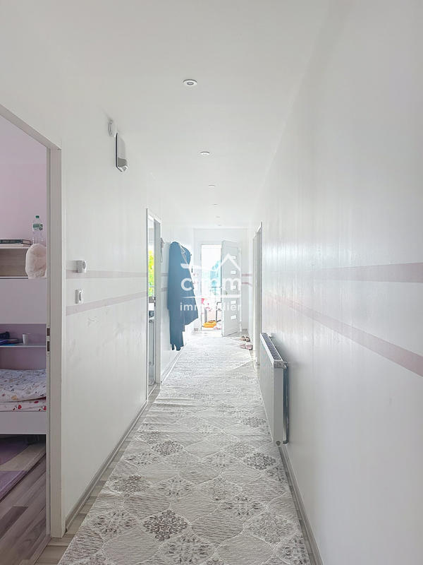 Maison - 146 m² - 6 pièces