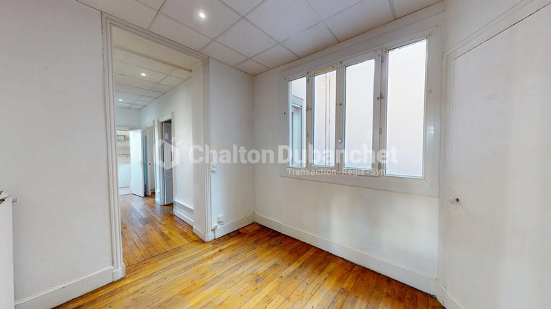 Appartement - 75 m² - 4 pièces