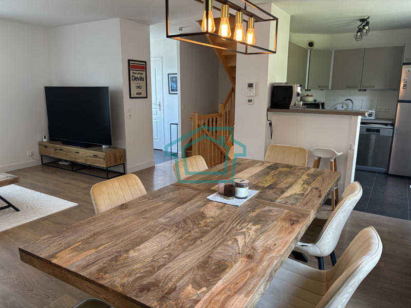 Maison - 91 m² - 4 pièces