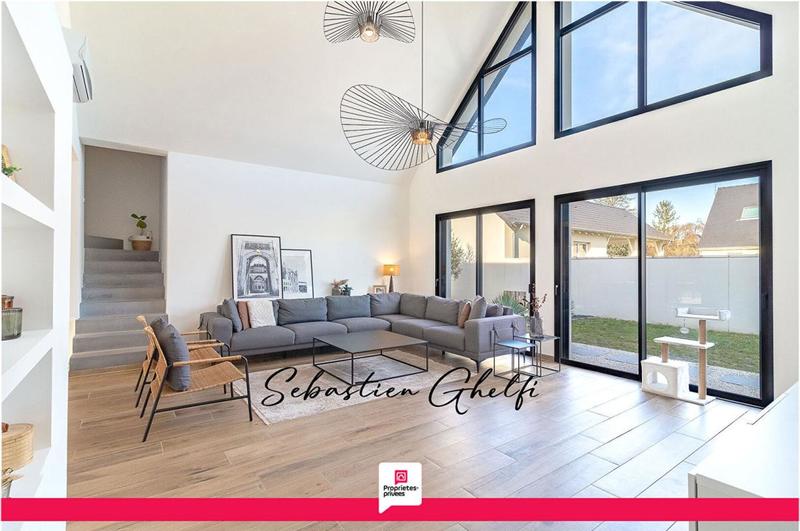 Maison - 182 m² - 8 pièces